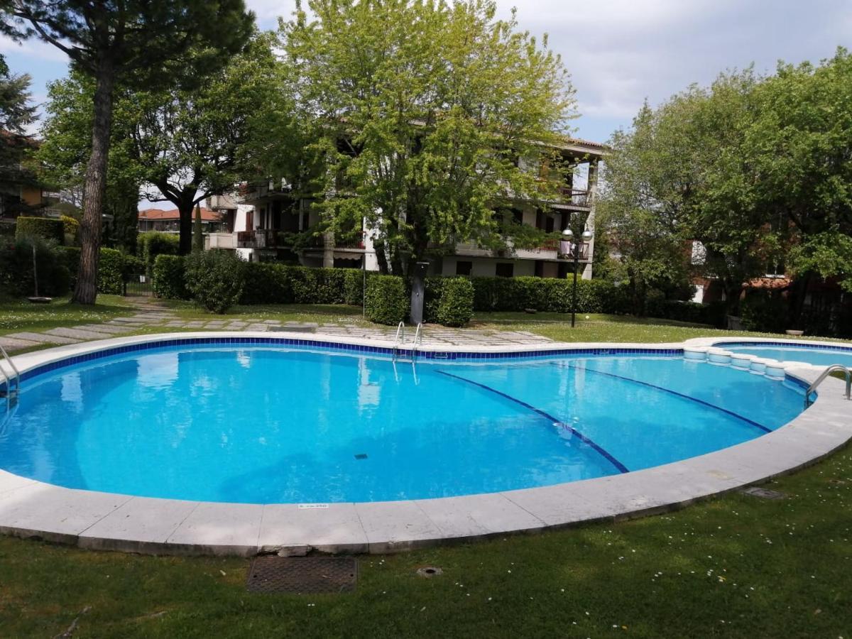 Lucky Apartment 2 Sirmione Exterior foto